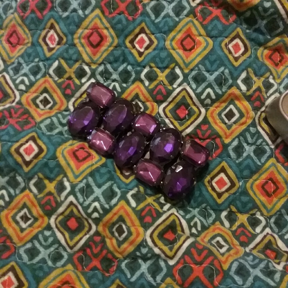 Vera wang purple stone stretch bracelet
